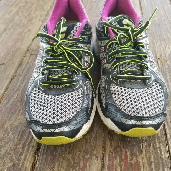 Women's ASICS gel GT 2000 shoes sz 9 - Picture 5 of 10